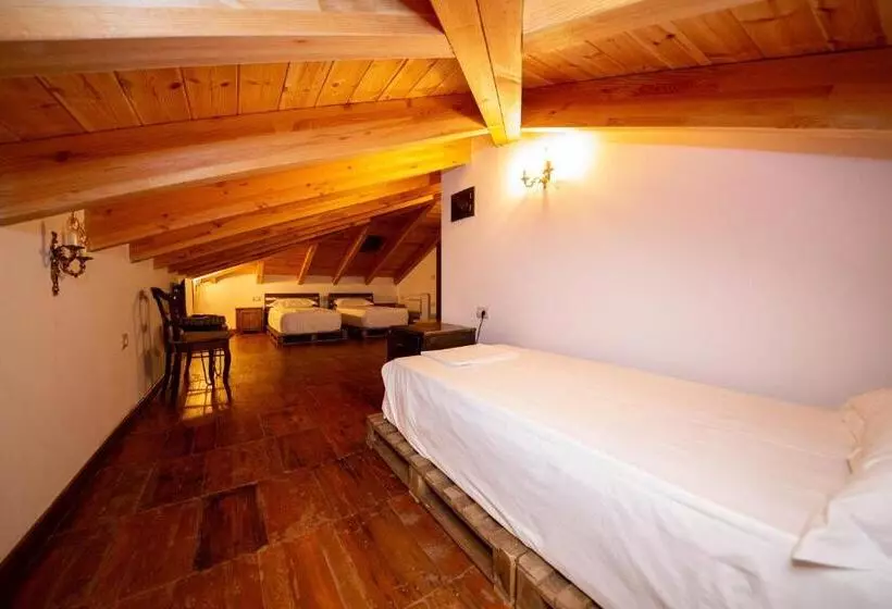 ホテル Berati Castle