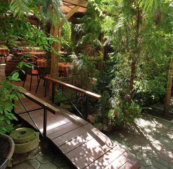 هتل Etno Kuca Sa Konacistem Gocko