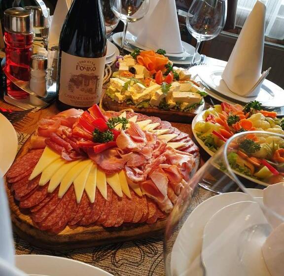 هتل Etno Kuca Sa Konacistem Gocko