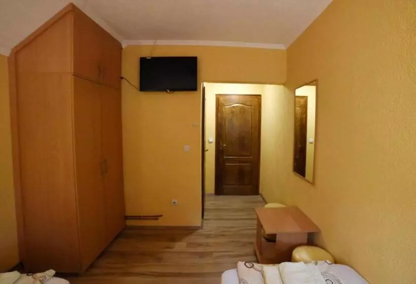 هتل Etno Kuca Sa Konacistem Gocko