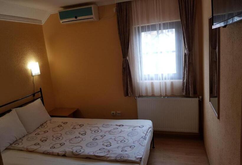 هتل Etno Kuca Sa Konacistem Gocko