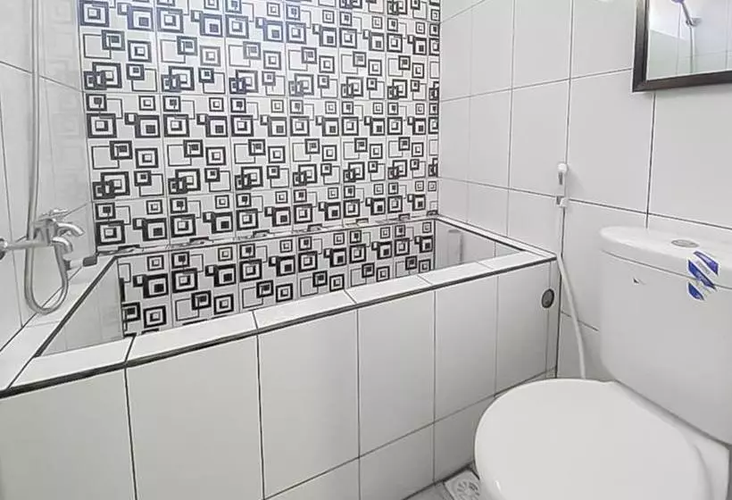 Hotelli Ultima Syariah Cipanas Garut Mitra Reddoorz