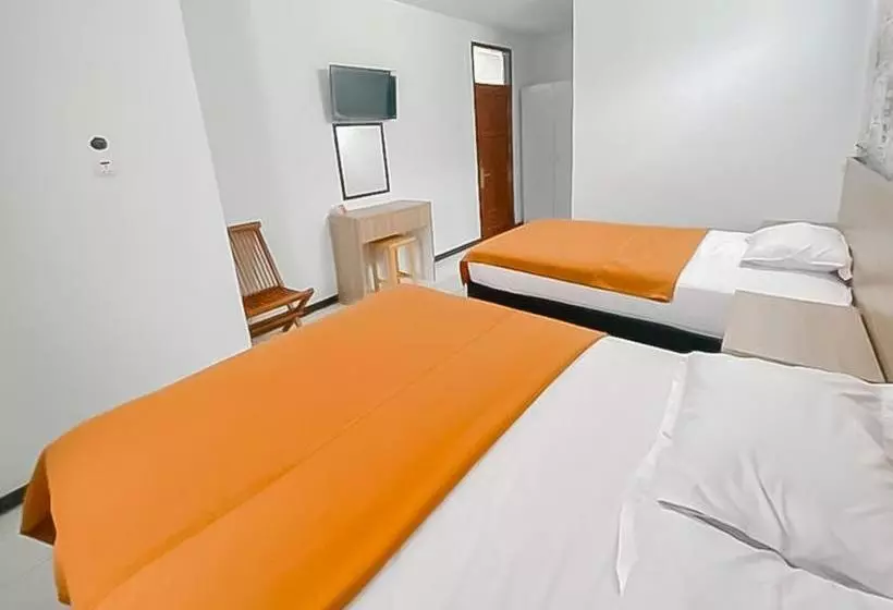 Hotelli Ultima Syariah Cipanas Garut Mitra Reddoorz