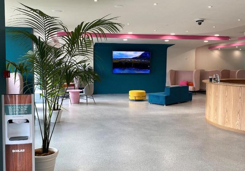 簡易ホテル Vali By Village