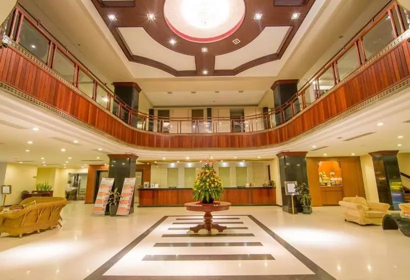 Отель Angkor Riviera