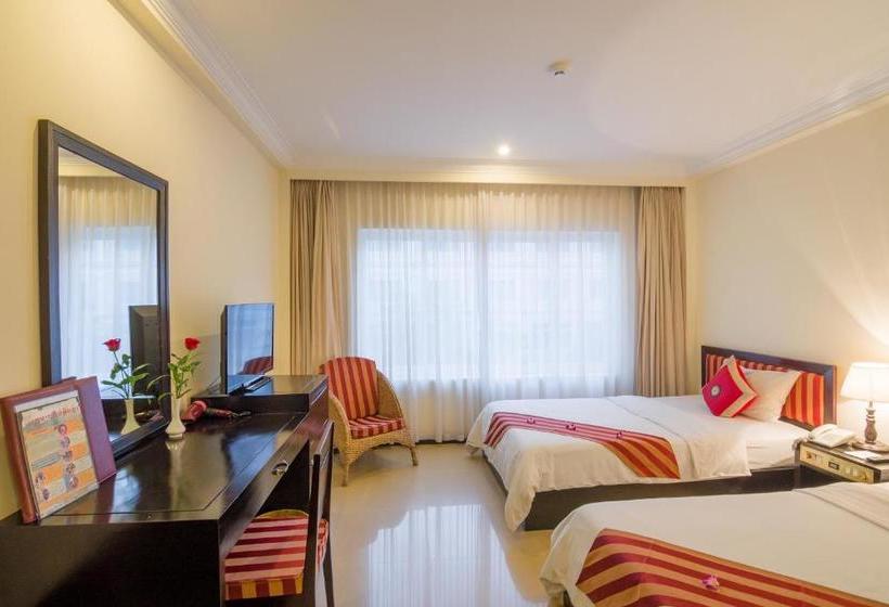 هتل Angkor Riviera