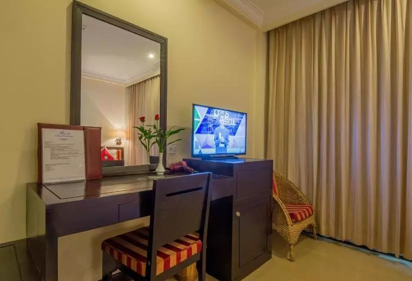 Отель Angkor Riviera