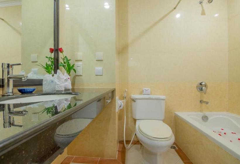 هتل Angkor Riviera