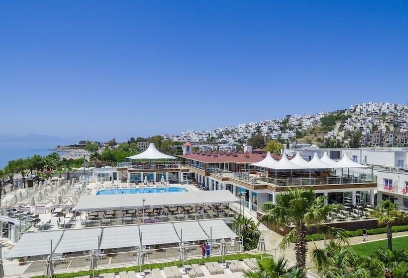 בית מלון כפרי Armonia Holiday Village & Spa