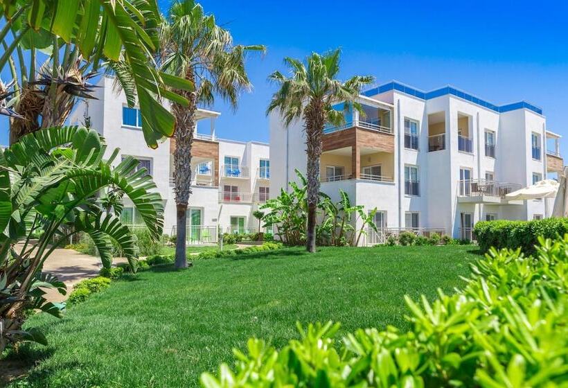 בית מלון כפרי Armonia Holiday Village & Spa