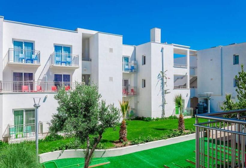 בית מלון כפרי Armonia Holiday Village & Spa