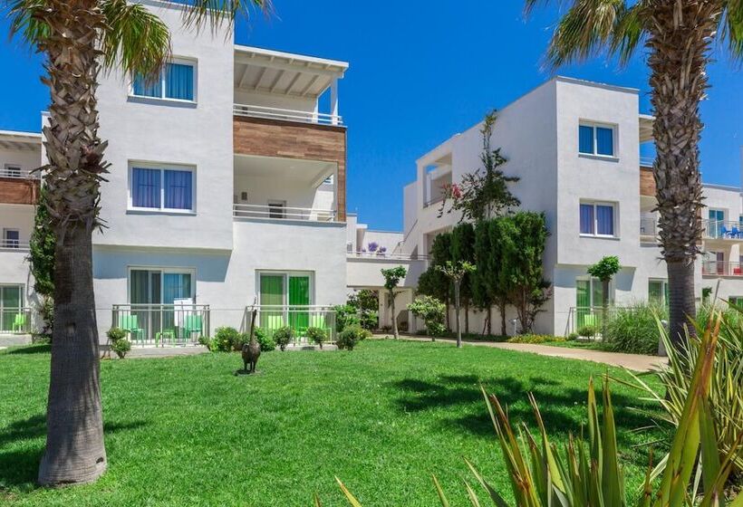 בית מלון כפרי Armonia Holiday Village & Spa