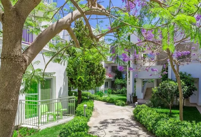 ホテル Armonia Holiday Village & Spa