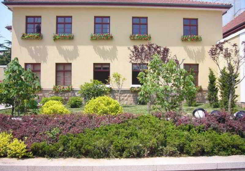 Отель Beach Castle