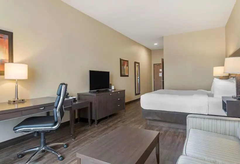 Best Western Plus Saint John Hotel & Suites