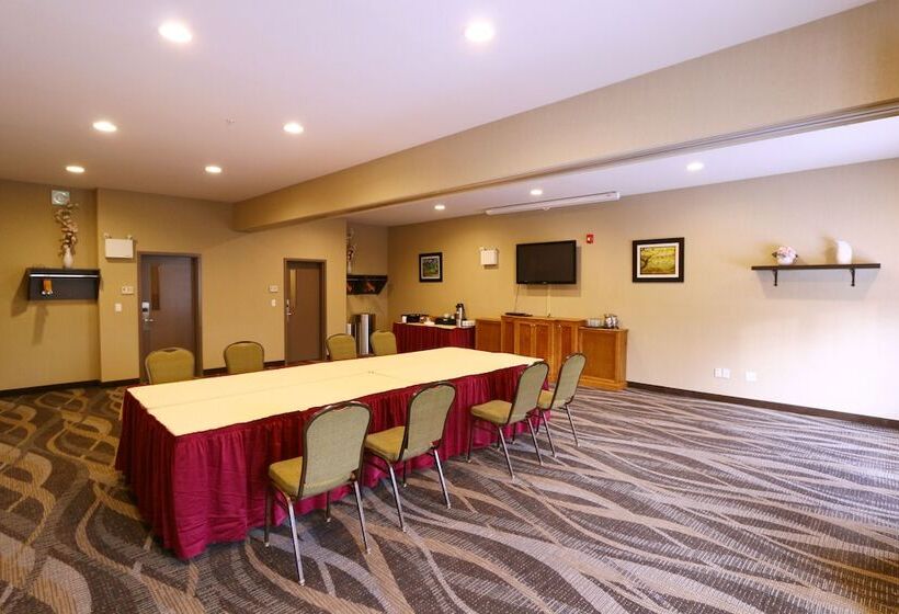 Best Western Plus Saint John Hotel & Suites