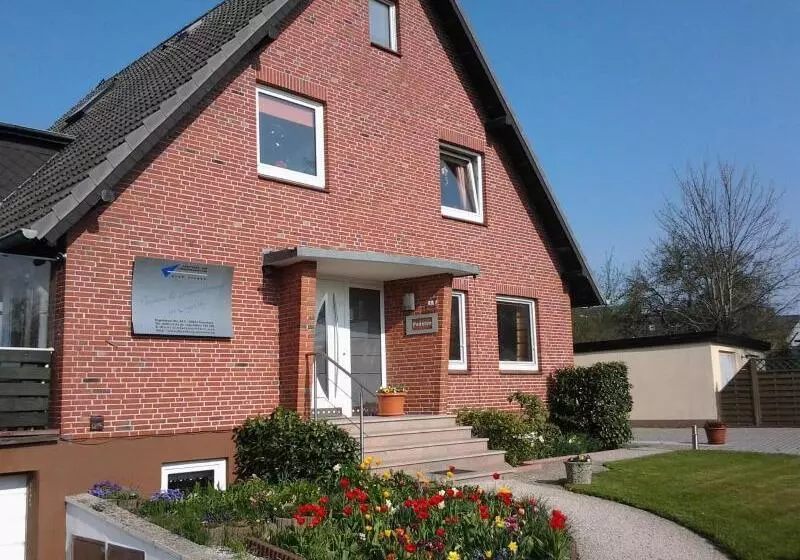 בית מלון כפרי Gastehaus Flensburg Engelsby