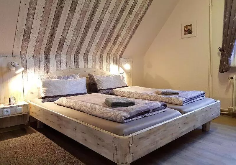 בית מלון כפרי Gastehaus Flensburg Engelsby