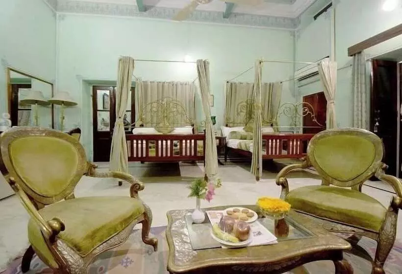 Hotel Hari Mahal Palace By Pachar Group