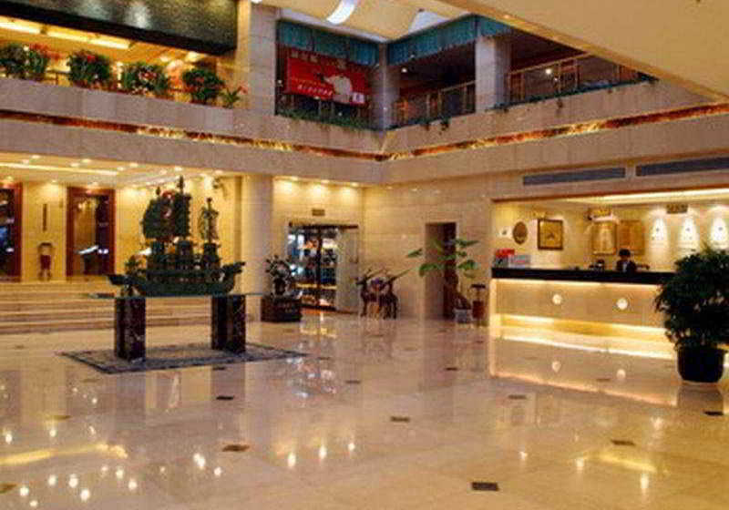 فندق Imperial Court