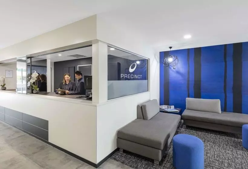 هتل Istay Precinct Adelaide