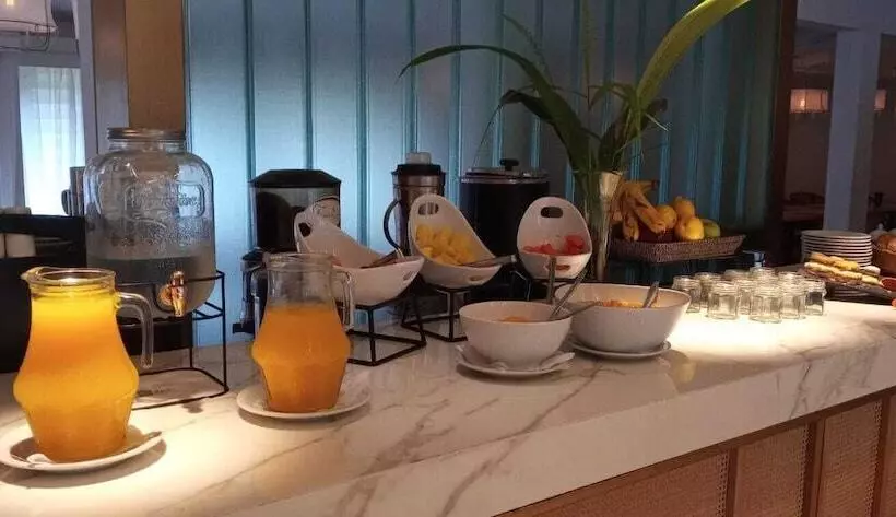 בית מלון כפרי La Reserva Virgin Lodge