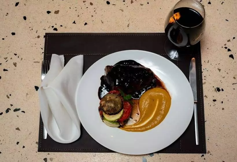 בית מלון כפרי La Reserva Virgin Lodge