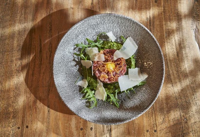 هتل Portobay Teatro