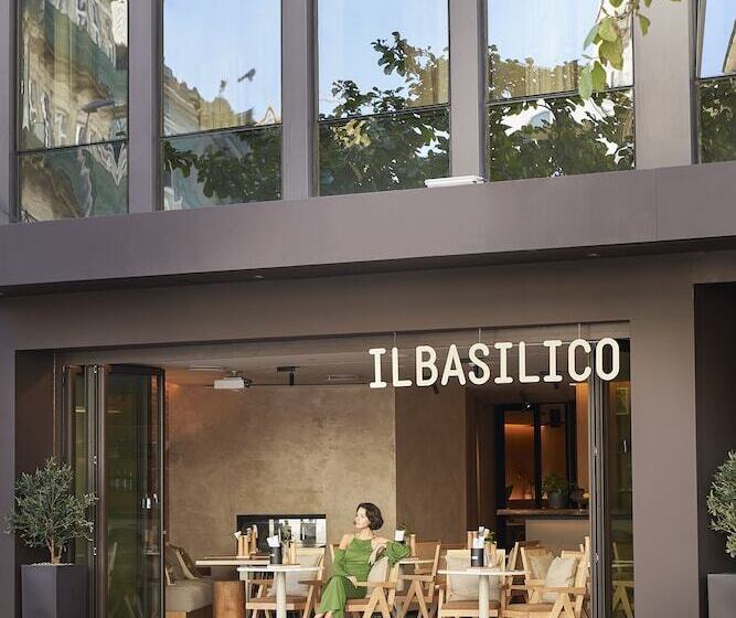 هتل Portobay Teatro