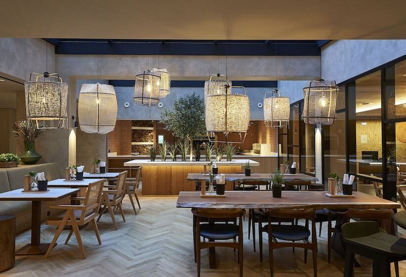 هتل Portobay Teatro