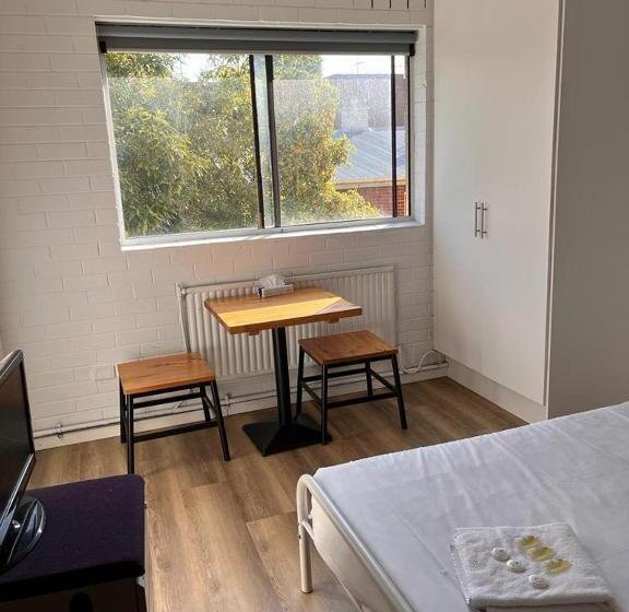 בית מלון כפרי H & D Apartments