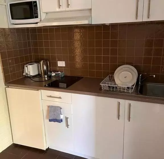 فندق H & D Apartments