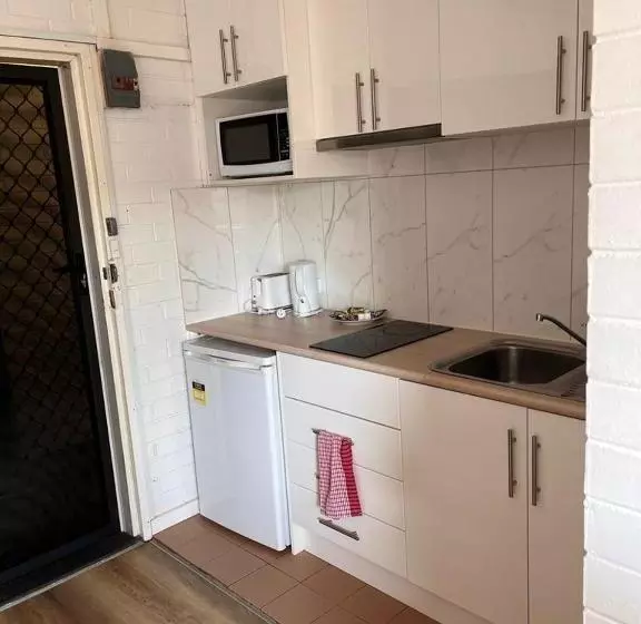 فندق H & D Apartments