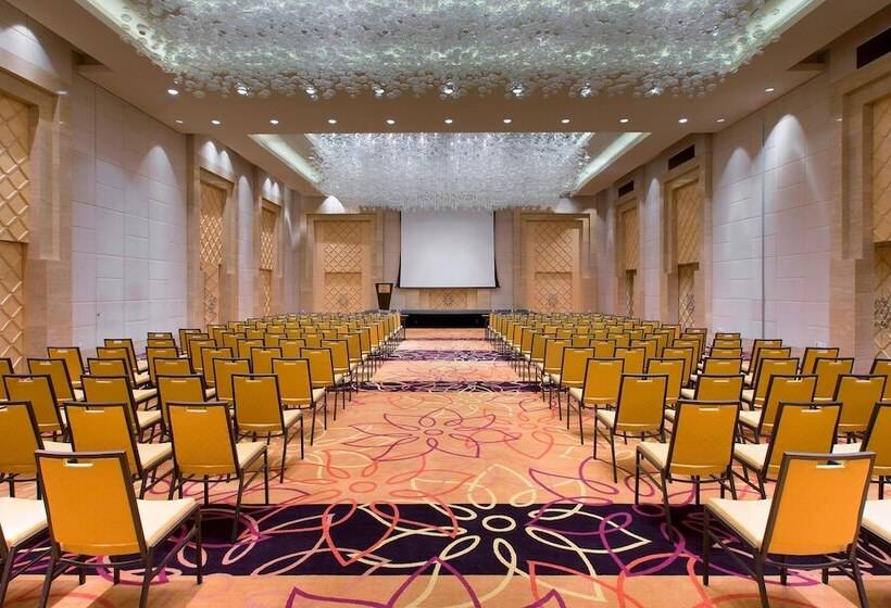 Sheraton Nha Trang Hotel & Spa