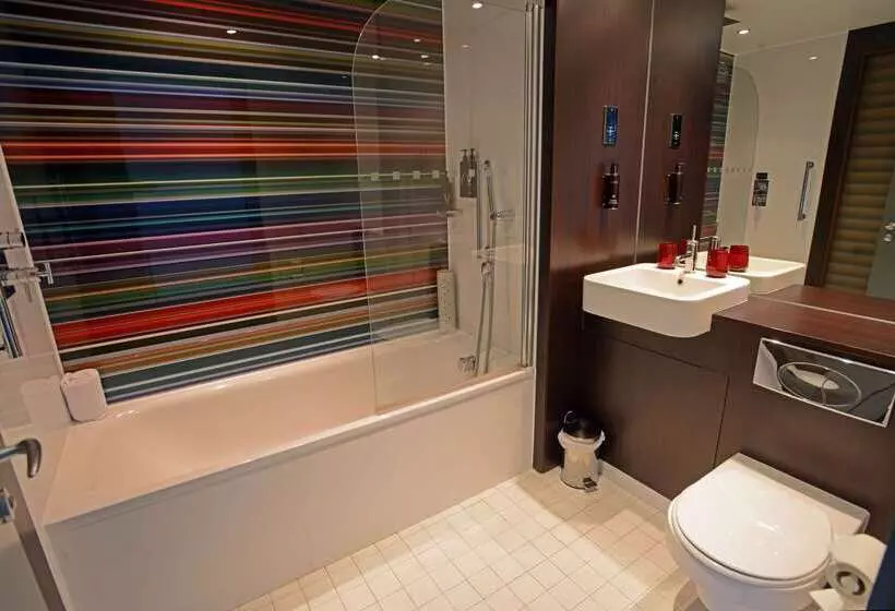 Village Hotel London Watford