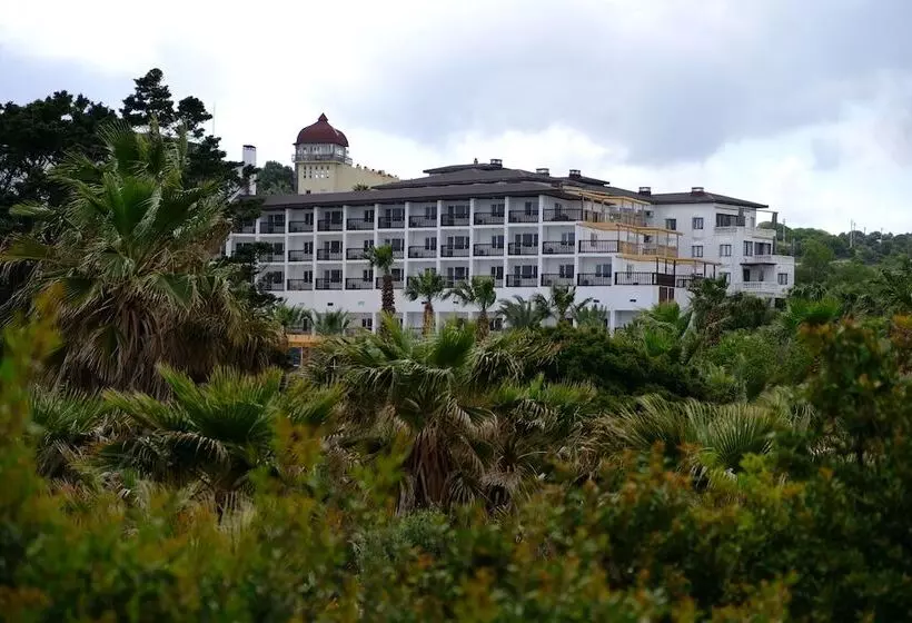 Kerasus Resort Hotel