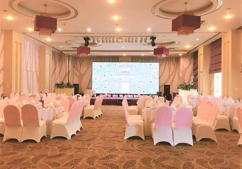 Ttc Hotel   Ngoc Lan