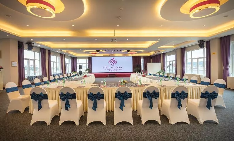 Ttc Hotel   Ngoc Lan