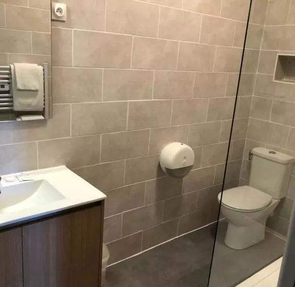 Hotelli Hôtel De La Poste   Piriac Sur Mer