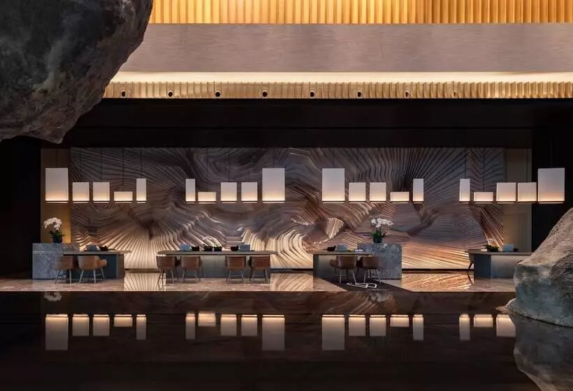 Hotel Melia Chongqing