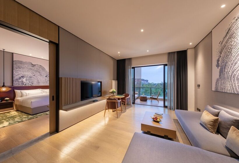 Hotel Melia Chongqing