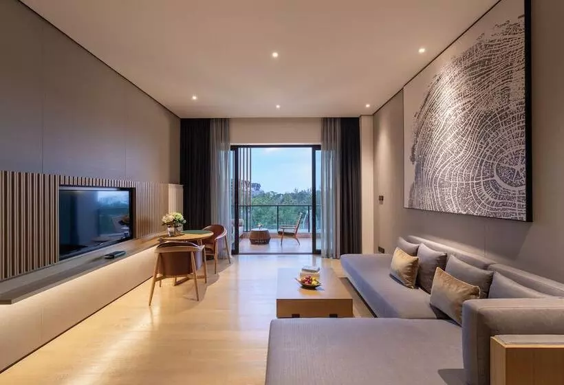 Hotel Melia Chongqing