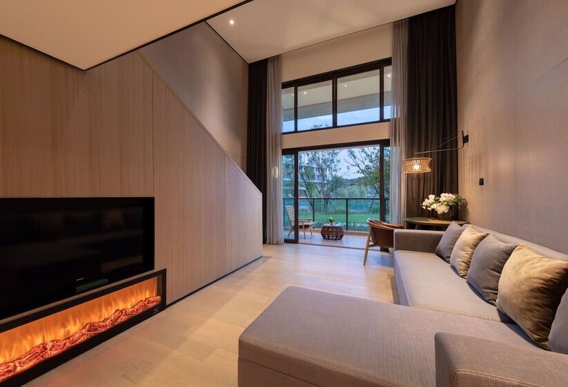 Hotel Melia Chongqing