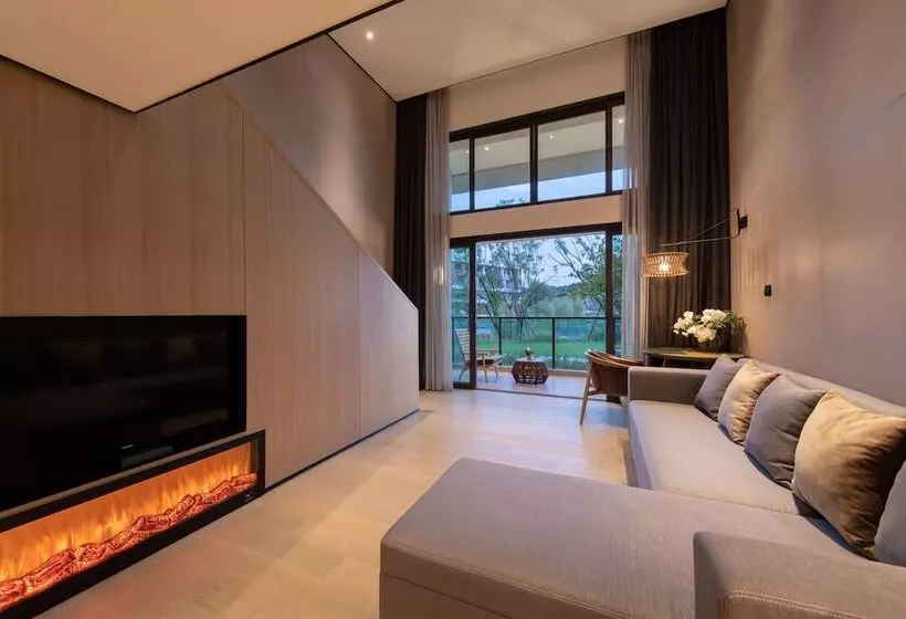 Hotel Melia Chongqing