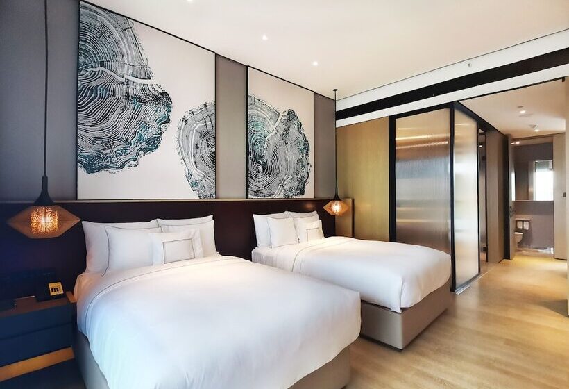 Hotel Melia Chongqing