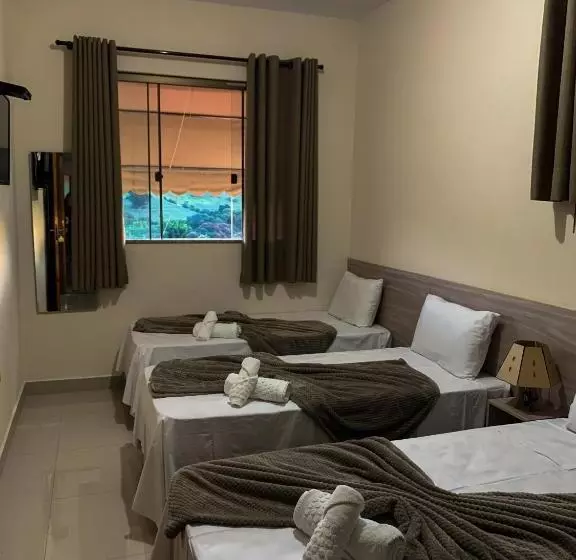 Hotelli Pousada Montanhas Das Gerais