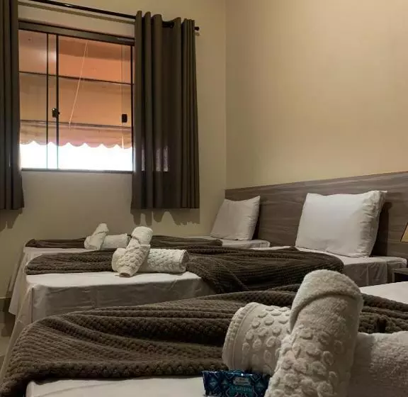 Hotelli Pousada Montanhas Das Gerais