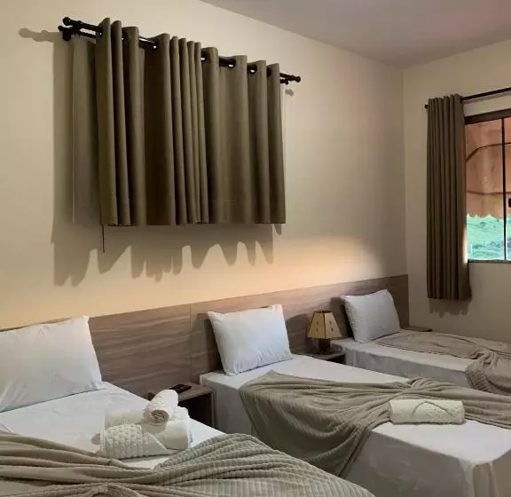 Hotelli Pousada Montanhas Das Gerais