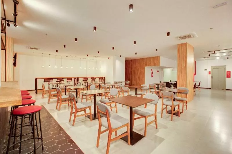 Summit Suítes Hotel Cruzeiro