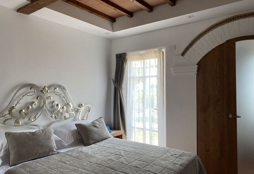 ホテル Tenuta Sovestro